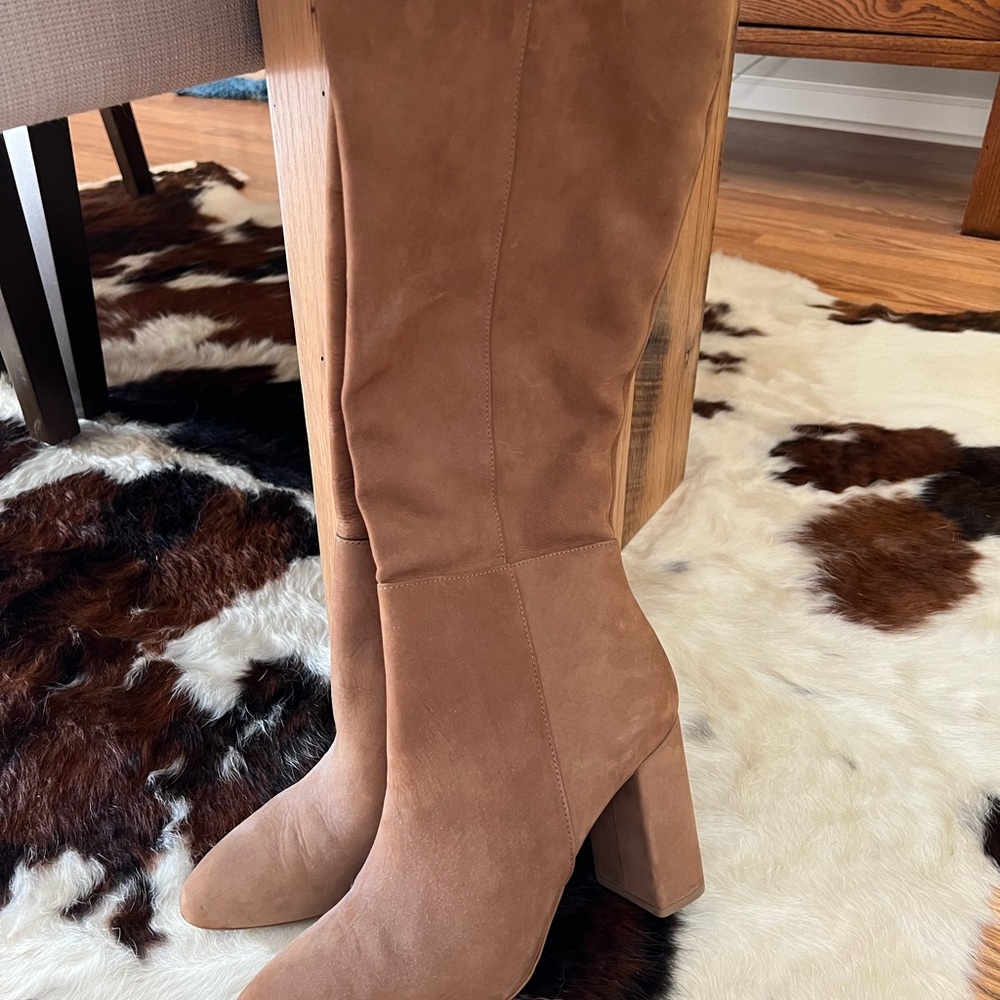 Steve Madden Genuine Suede Leather Heeled Knee Boots. Worn Once. Size 10